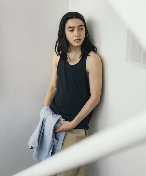 FREAK'S STORE（フリークスストア）の「FREAK’S STORE/フリークスストア AIRDRY 高機能素材 リブ編み タンクトップ/エアドライ ポリエステル/吸水速乾/遮熱性/UVカット（タンクトップ・メンズ・チャコールグレー/ブラック/ホワイト・SMALL/LARGE/MEDIUM）」の10枚目の写真