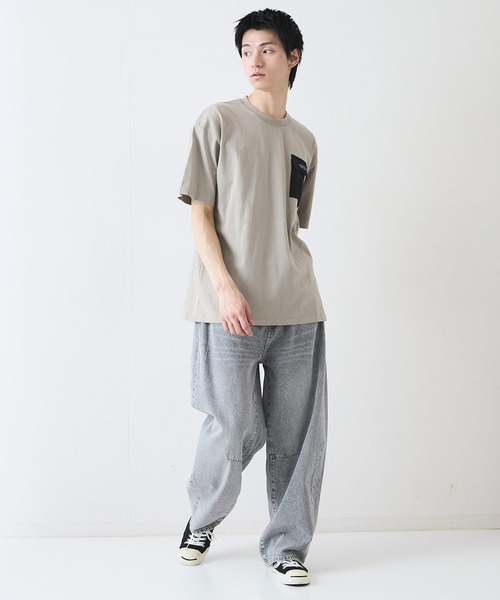ragged mountain（ラギットマウンテン）の「【RAGGED MOUNTAIN：ラギットマウンテン】布帛ポケット付 Tシャツ 半袖 オーバーサイズ（Tシャツ/カットソー・メンズ・ホワイト/ブラック/グレイッシュブルー/パープル/ベージュ・MEDIUM/LARGE/X-LARGE）」の14枚目の写真