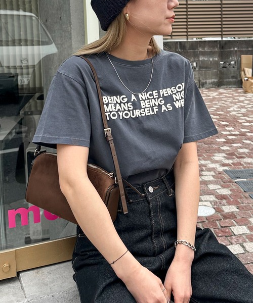 feepur(フェピュール)の「ピグメントロゴTee(Tシャツ/カットソー・レディース・チャコールグレー/ベージュ・MEDIUM)」の11枚目の写真