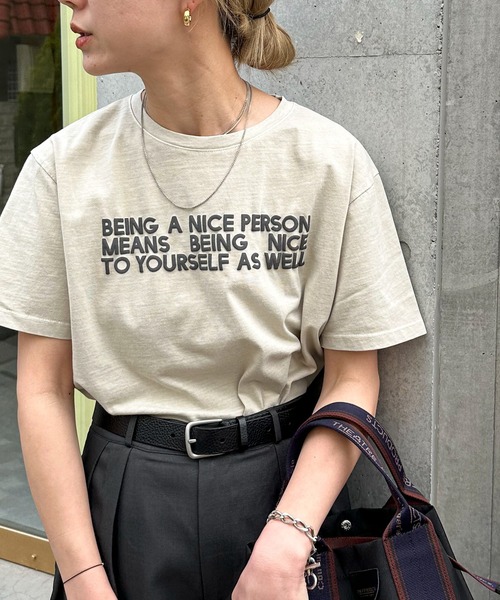 feepur(フェピュール)の「ピグメントロゴTee(Tシャツ/カットソー・レディース・チャコールグレー/ベージュ・MEDIUM)」の16枚目の写真