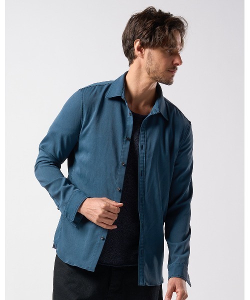 wjk（ダヴルジェイケイ）の「piece-dyed function regular shirt（シャツ/ブラウス・メンズ・ブラウン/グレー/ブルー・SMALL/MEDIUM/LARGE/X-LARGE）」の3枚目の写真