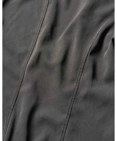 wjk（ダヴルジェイケイ）の「piece-dyed function regular shirt（シャツ/ブラウス・メンズ・ブラウン/グレー/ブルー・SMALL/MEDIUM/LARGE/X-LARGE）」の7枚目の写真