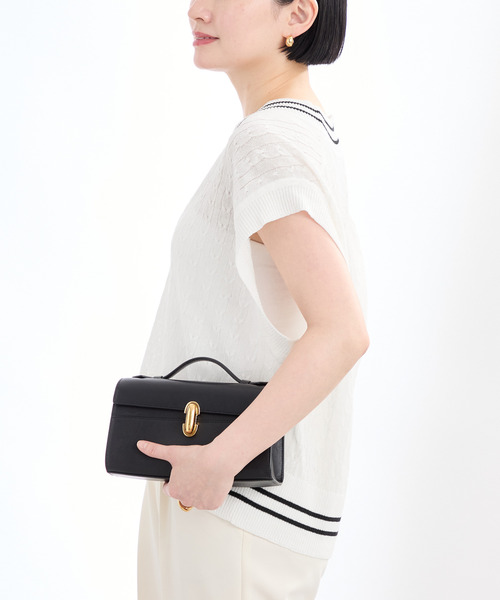 VERMEIL par iena（ヴェルメイユパーイエナ）の「Linen Knit Cable ベスト（ベスト・レディース・ホワイト/ネイビー・FREE）」の4枚目の写真