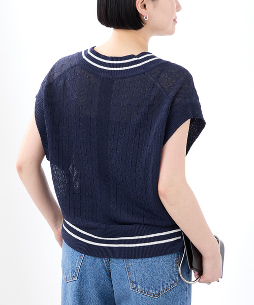 VERMEIL par iena（ヴェルメイユパーイエナ）の「Linen Knit Cable ベスト（ベスト・レディース・ホワイト/ネイビー・FREE）」の22枚目の写真