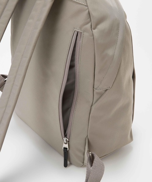 Breath TOPKAPI（ブレストプカピ）の「【Breath TOPKAPI】【撥水】マット ナイロン リュック（バックパック/リュック・レディース・ブラック/ベージュ/グレー・FREE）」の15枚目の写真