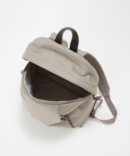 Breath TOPKAPI（ブレストプカピ）の「【Breath TOPKAPI】【撥水】マット ナイロン リュック（バックパック/リュック・レディース・ブラック/ベージュ/グレー・FREE）」の17枚目の写真