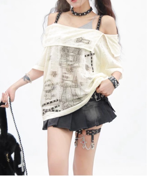 AsheKsha(アシクシャ)の「【新作】レースオフショルダー×カラーブロック キャミトップス(Tシャツ/カットソー・レディース・ライトベージュ/ブラック・F)」の3枚目の写真