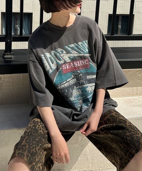 セール】《UNISEX》レトロアメリカンルーズTシャツ【WEB限定