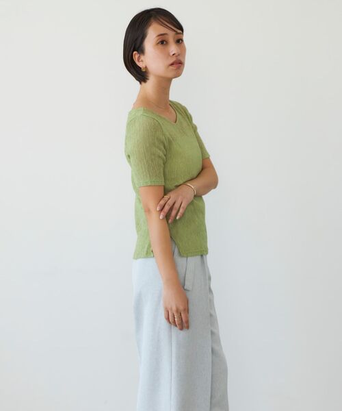 STRATA(エストラータ)の「シアーリンクルハーフスリーブプルオーバー 【低身長・小柄女性】(Tシャツ/カットソー・レディース・ホワイト/グリーン/ブラウン・ONE SIZE)」の16枚目の写真