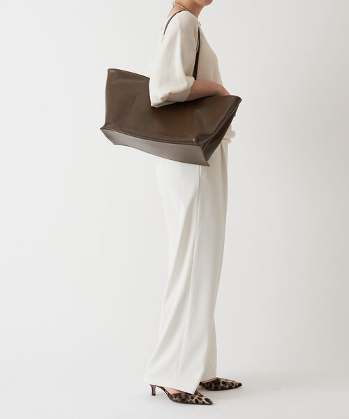 LIVETART（リヴェタート）の「レザートートバッグ（トートバッグ・レディース・ブラック/カーキ・FREE）」の13枚目の写真