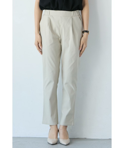 M.deux(エムドゥ)の「【ハイストレッチテーパードパンツ】(その他パンツ・レディース・ブラック/ベージュ・SMALL/MEDIUM)」の5枚目の写真