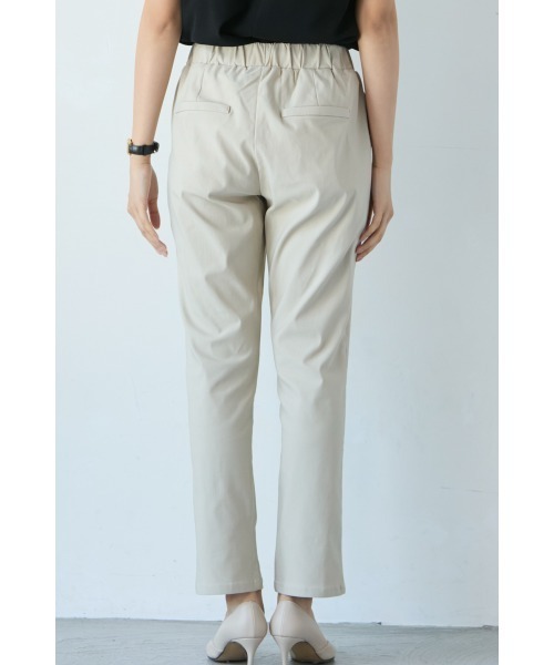 M.deux(エムドゥ)の「【ハイストレッチテーパードパンツ】(その他パンツ・レディース・ブラック/ベージュ・SMALL/MEDIUM)」の7枚目の写真
