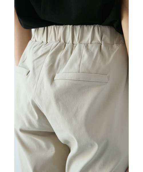 M.deux(エムドゥ)の「【ハイストレッチテーパードパンツ】(その他パンツ・レディース・ブラック/ベージュ・SMALL/MEDIUM)」の10枚目の写真