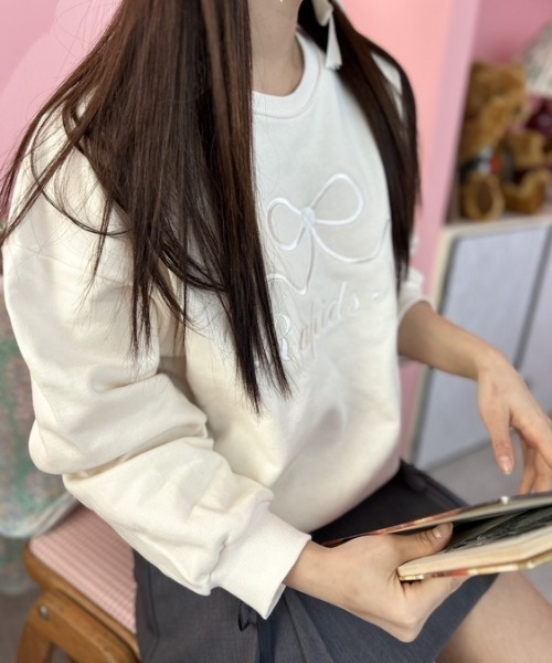 ipugo（イプゴ）の「ipugo/イプゴ リボン刺繍オーバーサイズスウェット（スウェット・レディース・ピンク/ブルー・FREE）」の8枚目の写真