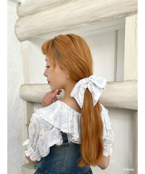 Disney（ディズニー）の「【Disney】ふしぎの国のアリス/トワル・ドゥ・ジュイSTYLEフリルブラウス（シャツ/ブラウス・レディース・ブルー/ネイビー・FREE）」の11枚目の写真