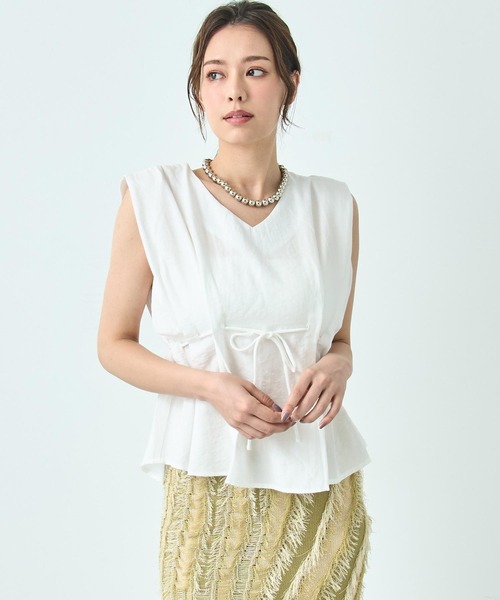 ANAP（アナップ）の「ノースリーブ Vネック ブラウス（シャツ/ブラウス・レディース・ホワイト/ブラック/ミント・FREE）」の2枚目の写真