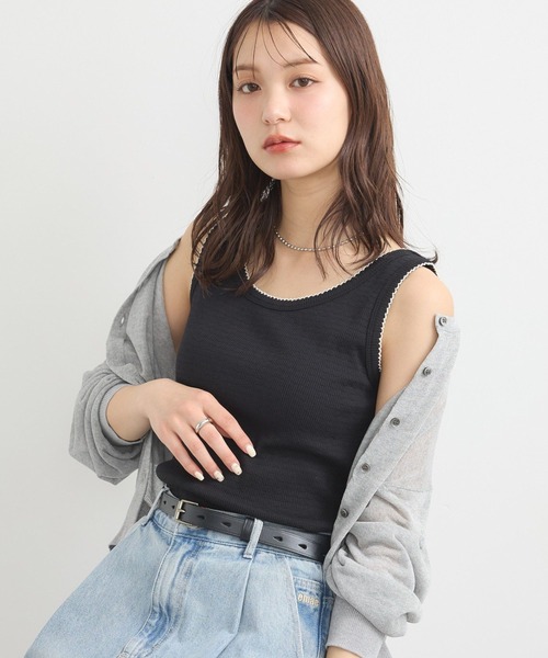 earth music&ecology（アースミュージックアンドエコロジー）の「ピコトリミングタンクトップ（タンクトップ・レディース・アイボリー/ブラック/サックスブルー/その他7・S/M）」の2枚目の写真