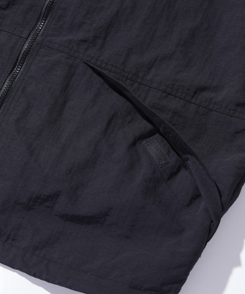 XLARGE（エクストララージ）の「TRACK NYLON JACKET（ナイロンジャケット・メンズ・ブラック/ネイビー/オリーブ・S/M/L/XL）」の13枚目の写真