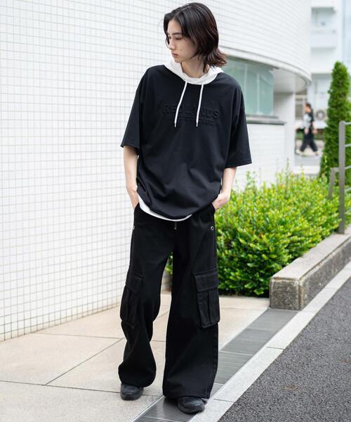 WEGO(ウィゴー)の「WEGO/接触冷感エンボスロゴグラフィックパーカーT(Tシャツ/カットソー・メンズ・ブラック/スミクロ/ダークグリーン/ホワイト・MEDIUM/LARGE)」の6枚目の写真