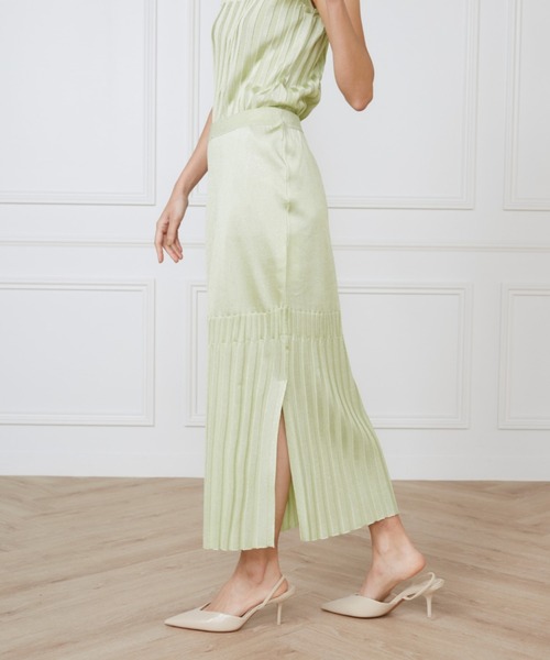 INED(イネド)の「シャイニーヤーンスカート《la veille by SUPERIOR CLOSET》【セットアップ対応】(スカート・レディース・オフホワイト/ライトグリーン・9号)」の2枚目の写真