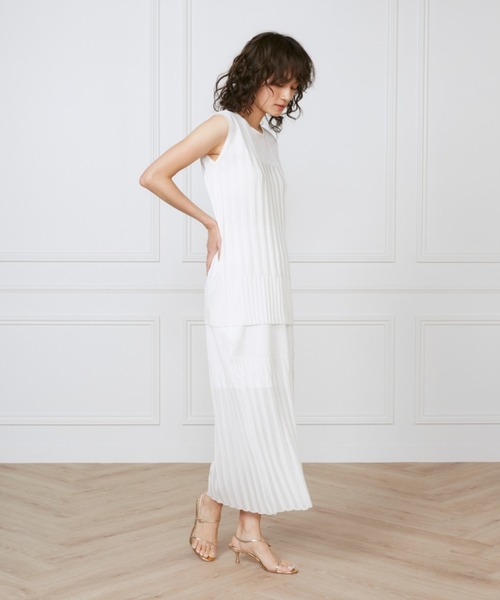 INED(イネド)の「シャイニーヤーンスカート《la veille by SUPERIOR CLOSET》【セットアップ対応】(スカート・レディース・オフホワイト/ライトグリーン・9号)」の7枚目の写真
