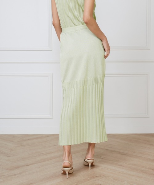 INED(イネド)の「シャイニーヤーンスカート《la veille by SUPERIOR CLOSET》【セットアップ対応】(スカート・レディース・オフホワイト/ライトグリーン・9号)」の3枚目の写真