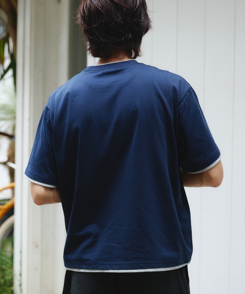 Adoon plain(アドーンプレーン)の「LAYERED-LOOK COLOR-BLOCK T-SHIRT / レイヤード風配色ショートスリーブTシャツ(Tシャツ/カットソー・メンズ・チャコールグレー/ネイビー/ブラウン・MEDIUM/LARGE)」の4枚目の写真