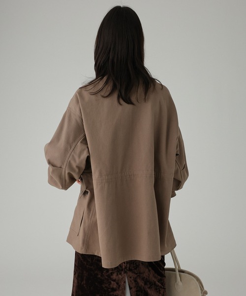 BABYLONE(バビロン)の「コットンカルゼバイカラーブルゾン(ブルゾン・レディース・アイボリー/モカ・フリー)」の10枚目の写真