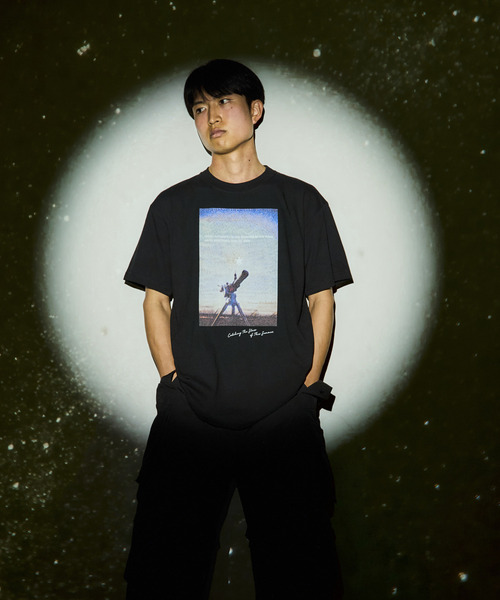 CONVERSE TOKYO（コンバーストウキョウ）の「【この夏の星を見る】STAR CATCH TEE（Tシャツ/カットソー・レディース・ブラック・FREE）」の3枚目の写真