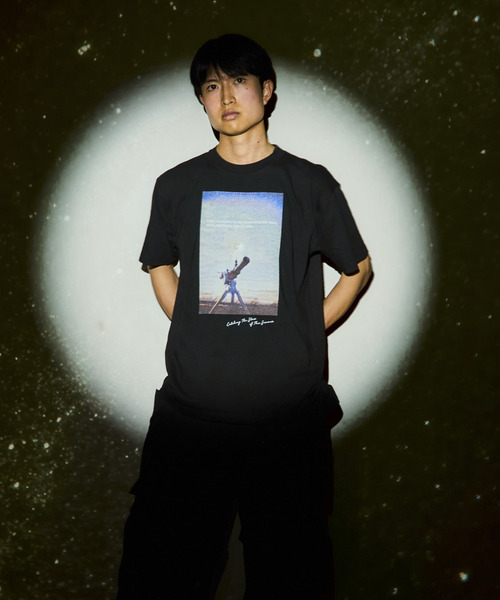 CONVERSE TOKYO（コンバーストウキョウ）の「【この夏の星を見る】STAR CATCH TEE（Tシャツ/カットソー・レディース・ブラック・FREE）」の4枚目の写真