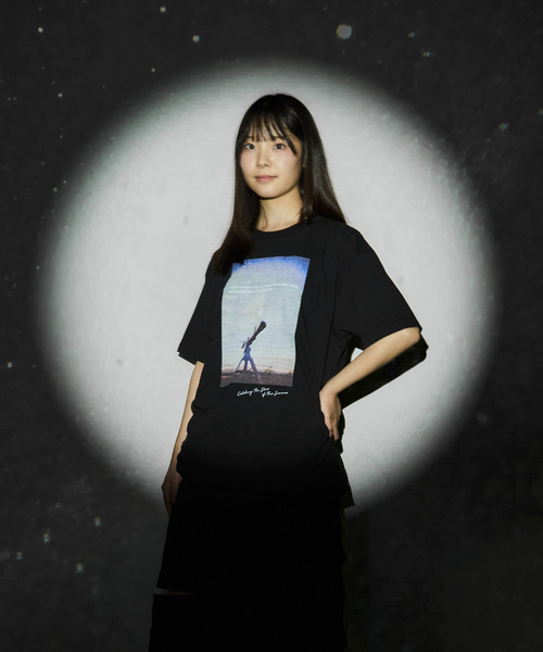 CONVERSE TOKYO（コンバーストウキョウ）の「【この夏の星を見る】STAR CATCH TEE（Tシャツ/カットソー・レディース・ブラック・FREE）」の7枚目の写真