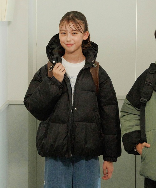 GLOBAL WORK(グローバルワーク)の「ライトウォーム2WAYパファー/495929(ダウンジャケット/コート・キッズ・ブラック/サックスブルー/アイボリー・130cm/140cm/150cm/160cm)」の5枚目の写真