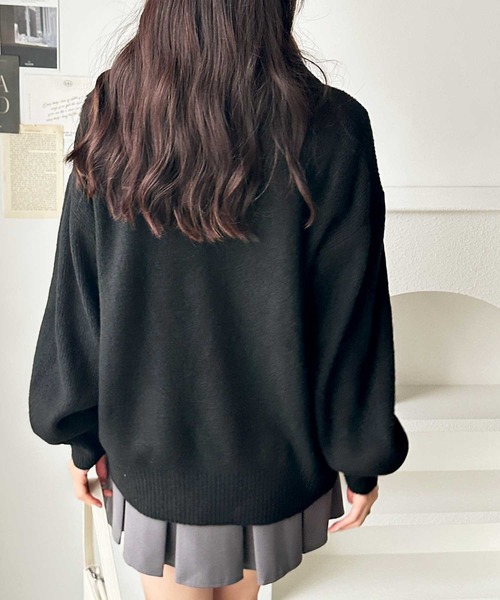 GeeRA(ジーラ)の「スキッパーポロ襟ニットプルオーバー(ニット/セーター・レディース・ベージュ/杢グレー/ブラック・MEDIUM/LARGE/X-LARGE)」の7枚目の写真