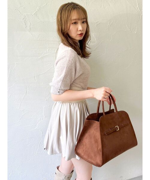 dazzlin(ダズリン)の「フェイクスエードビッグバッグ(ボストンバッグ・レディース・キャメル・FREE)」の19枚目の写真