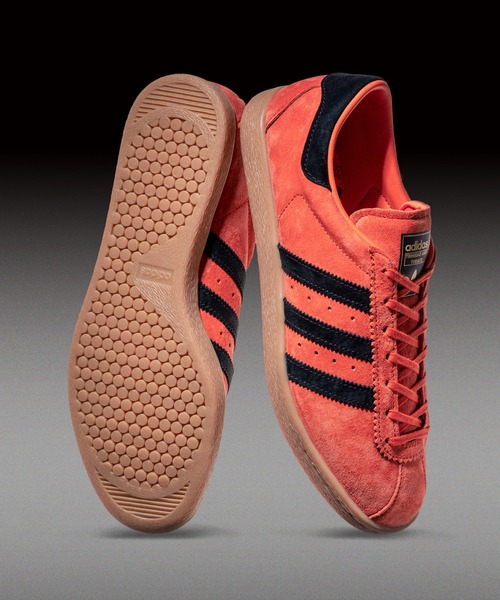adidas(アディダス)の「トリニダード トバゴ シューズ / Trinidad And Tobago Shoes / アディダスオリジナルス adidas Originals(スニーカー・メンズ・オレンジ・26.5cm/27.0cm/27.5cm/22.0cm/22.5cm/23.0cm/23.5cm/24.0cm/24.5cm/25.0cm/25.5cm/26.0cm/28.0cm/28.5cm/29.0cm/29.5cm/30.0cm)」の3枚目の写真