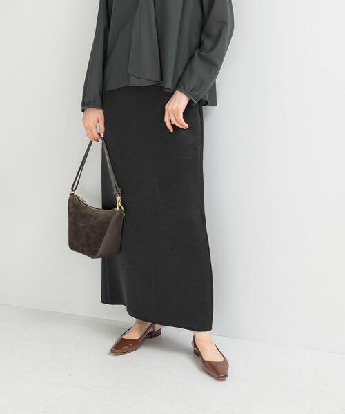 URBAN RESEARCH ROSSO WOMEN（アーバンリサーチ　ロッソ）の「ビンテージダブルサテンストレートスカート（スカート・レディース・ブラック/オフホワイト・38/36）」の2枚目の写真