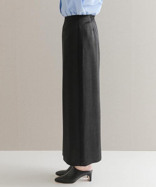 URBAN RESEARCH ROSSO WOMEN（アーバンリサーチ　ロッソ）の「ビンテージダブルサテンストレートスカート（スカート・レディース・ブラック/オフホワイト・38/36）」の3枚目の写真