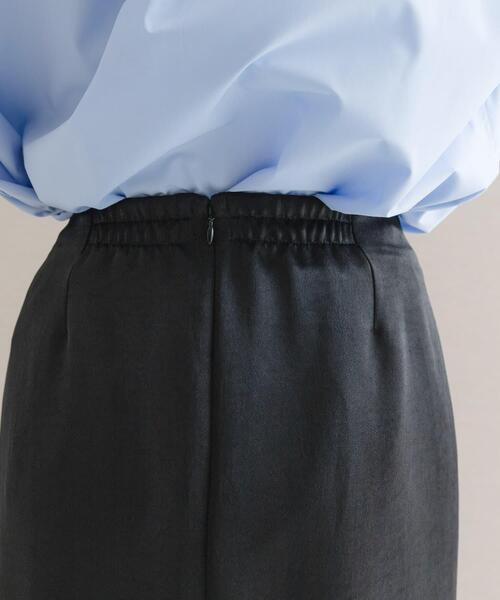 URBAN RESEARCH ROSSO WOMEN（アーバンリサーチ　ロッソ）の「ビンテージダブルサテンストレートスカート（スカート・レディース・ブラック/オフホワイト・38/36）」の5枚目の写真