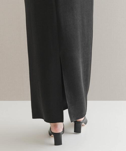 URBAN RESEARCH ROSSO WOMEN（アーバンリサーチ　ロッソ）の「ビンテージダブルサテンストレートスカート（スカート・レディース・ブラック/オフホワイト・38/36）」の6枚目の写真