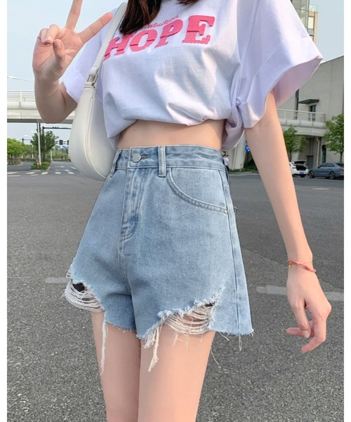 CHEER(チアー)の「ダメージデニムショートパンツ(デニムパンツ・レディース・ホワイト/グレー/サックスブルー/ブラック・S/M/L/LL)」の16枚目の写真