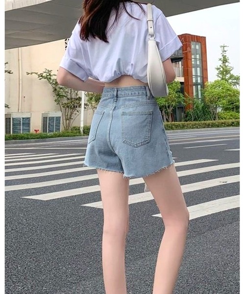 CHEER(チアー)の「ダメージデニムショートパンツ(デニムパンツ・レディース・ホワイト/グレー/サックスブルー/ブラック・S/M/L/LL)」の5枚目の写真