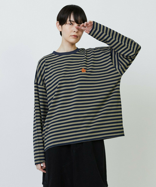 FRAPBOIS（フラボア）の「［ブルー：秋祭り2025限定カラー］パークボーダーL/ST（Tシャツ/カットソー・レディース・グレー/カーキ/ホワイト・1/2）」の3枚目の写真