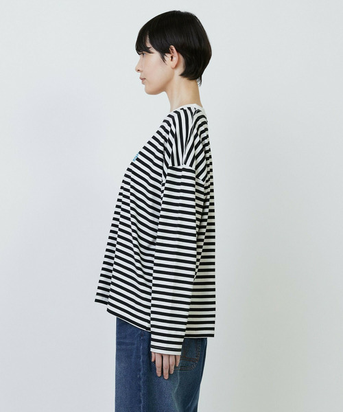 FRAPBOIS（フラボア）の「［ブルー：秋祭り2025限定カラー］パークボーダーL/ST（Tシャツ/カットソー・レディース・グレー/カーキ/ホワイト・1/2）」の4枚目の写真