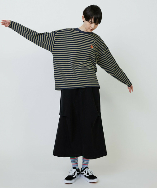 FRAPBOIS（フラボア）の「［ブルー：秋祭り2025限定カラー］パークボーダーL/ST（Tシャツ/カットソー・レディース・グレー/カーキ/ホワイト・1/2）」の16枚目の写真