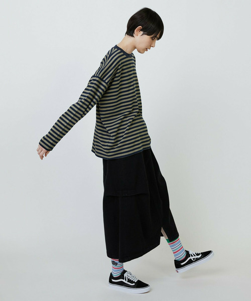 FRAPBOIS（フラボア）の「［ブルー：秋祭り2025限定カラー］パークボーダーL/ST（Tシャツ/カットソー・レディース・グレー/カーキ/ホワイト・1/2）」の17枚目の写真