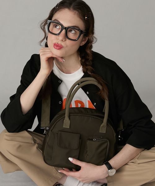 BONLECILL Marche(ボンルシールマルシェ)の「【BONLECILL Marche】2wayマルチポケットラウンドボストンバッグ/ショルダーバッグ(ボストンバッグ・レディース・ベージュ/カーキ/ブラック・FREE)」の11枚目の写真
