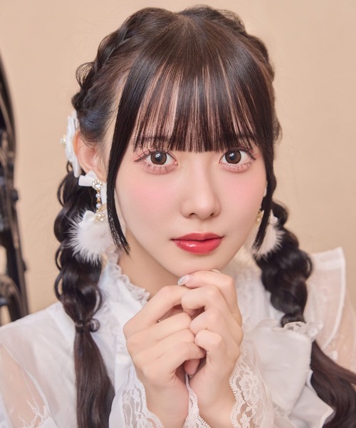 ROJITA（ロジータ）の「ビジューリボンファーイヤリング（イヤリング・レディース・ホワイト/ピンク/ブラック・FREE）」の14枚目の写真