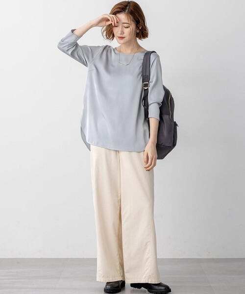 23区(ニジュウサンク)の「【洗える】サテン ロングスリーブ Tシャツ(Tシャツ/カットソー・レディース・ライトオレンジ系/グレー系/アイボリー系/スカイブルー系/ブラウン系・40/38)」の10枚目の写真