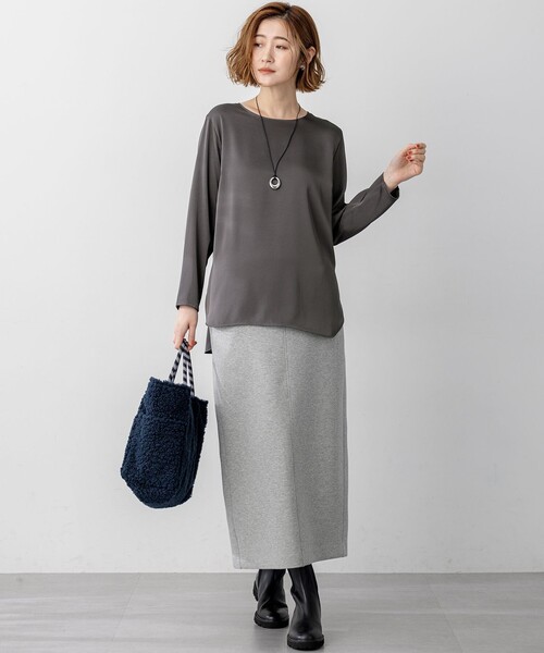 23区(ニジュウサンク)の「【洗える】サテン ロングスリーブ Tシャツ(Tシャツ/カットソー・レディース・ライトオレンジ系/グレー系/アイボリー系/スカイブルー系/ブラウン系・40/38)」の15枚目の写真
