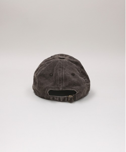 Right-on（ライトオン）の「【HONEYSUCKLE ROSE】ピグメント 加工 ロゴ 刺繍 カジュアル　キャップ（キャップ・レディース・ネイビー/ブラウン/ブラック・フリー）」の5枚目の写真